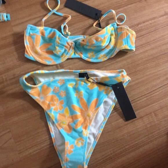 TRIANGL RHIAN AIRLIE BIKINI SET NO BAG NEW WITH TAGS - Picture 6 of 6